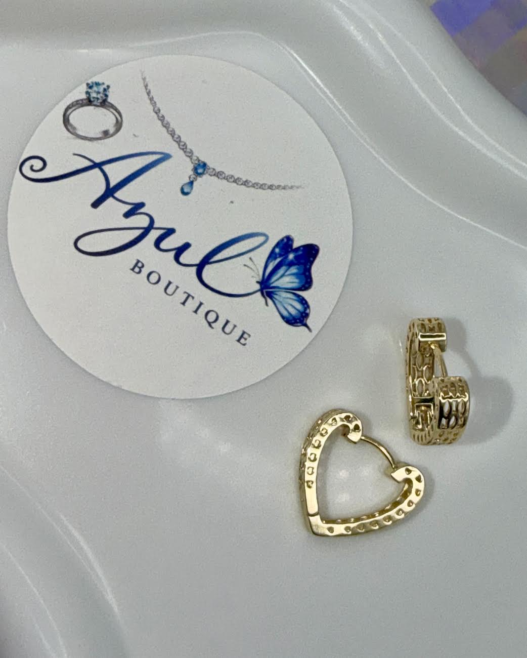 Heart medium hoops earrings gold
