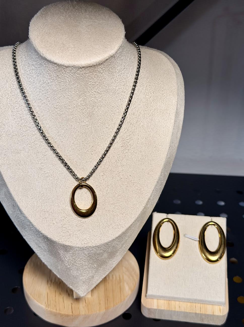 Oval silver and gold set