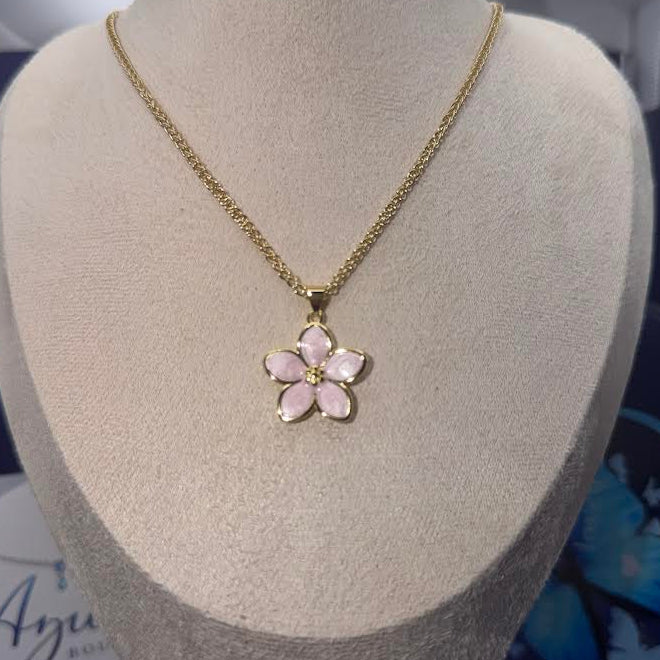 Delicate Light-Pink Flower Pendant Necklace