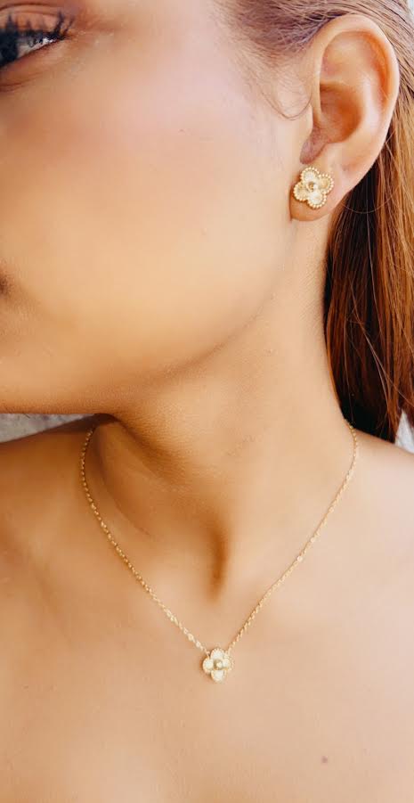 Stainless steel gold clover set