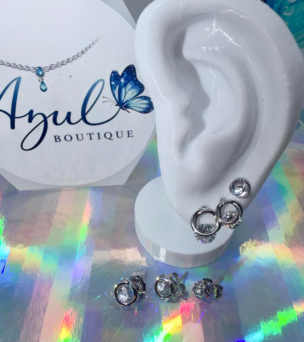 White gold laminated studs earrings