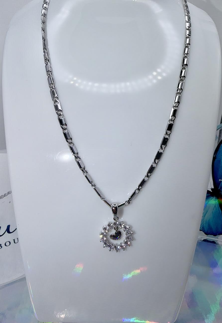 White gold laminate circular set