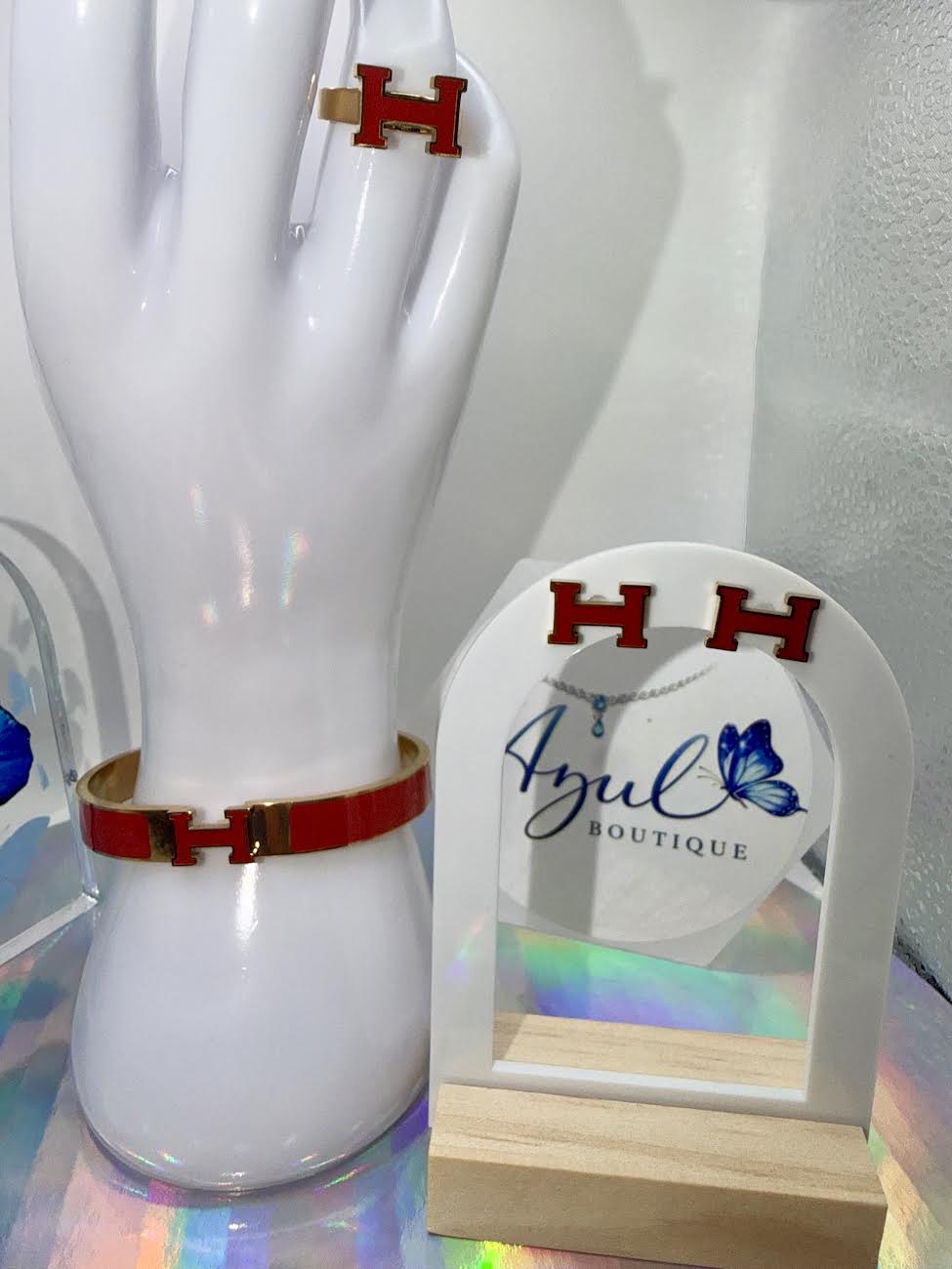 Red H set