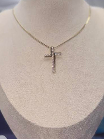 Cross Pendant Necklace