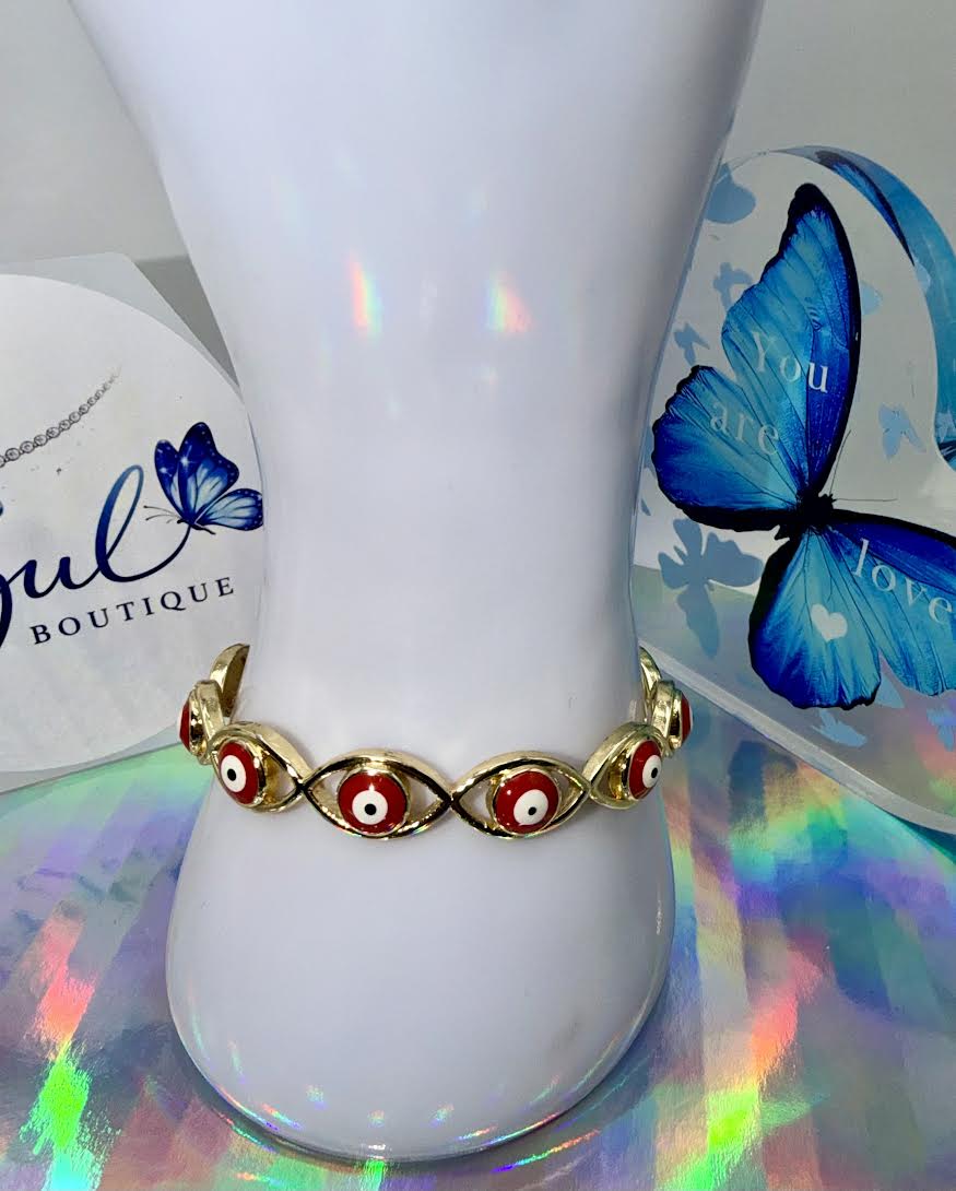 Red eye bangle set