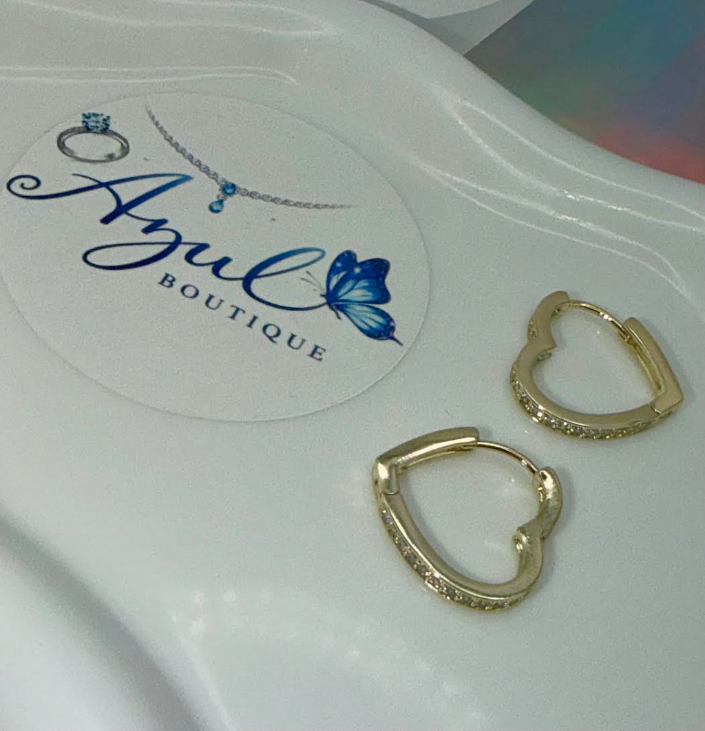 Side heart hoops earrings