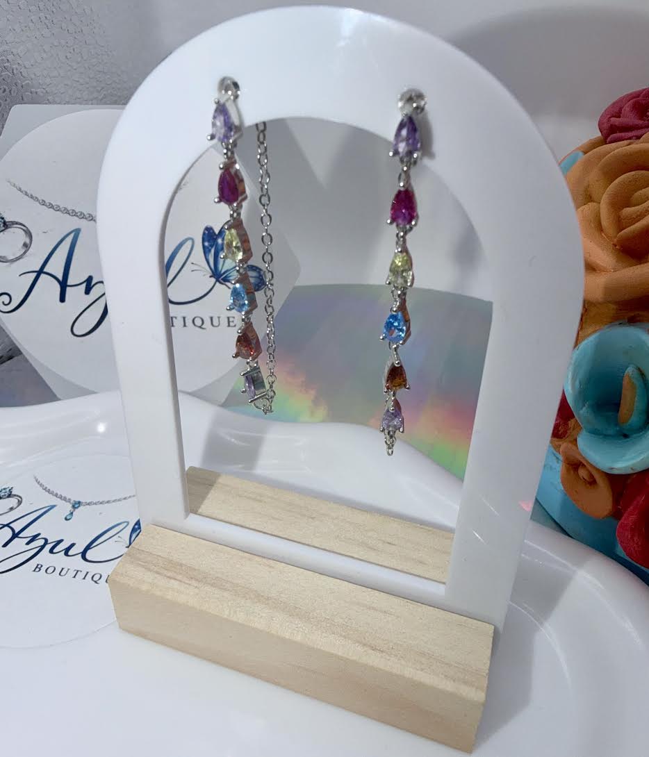 Dangling multicolor earrings