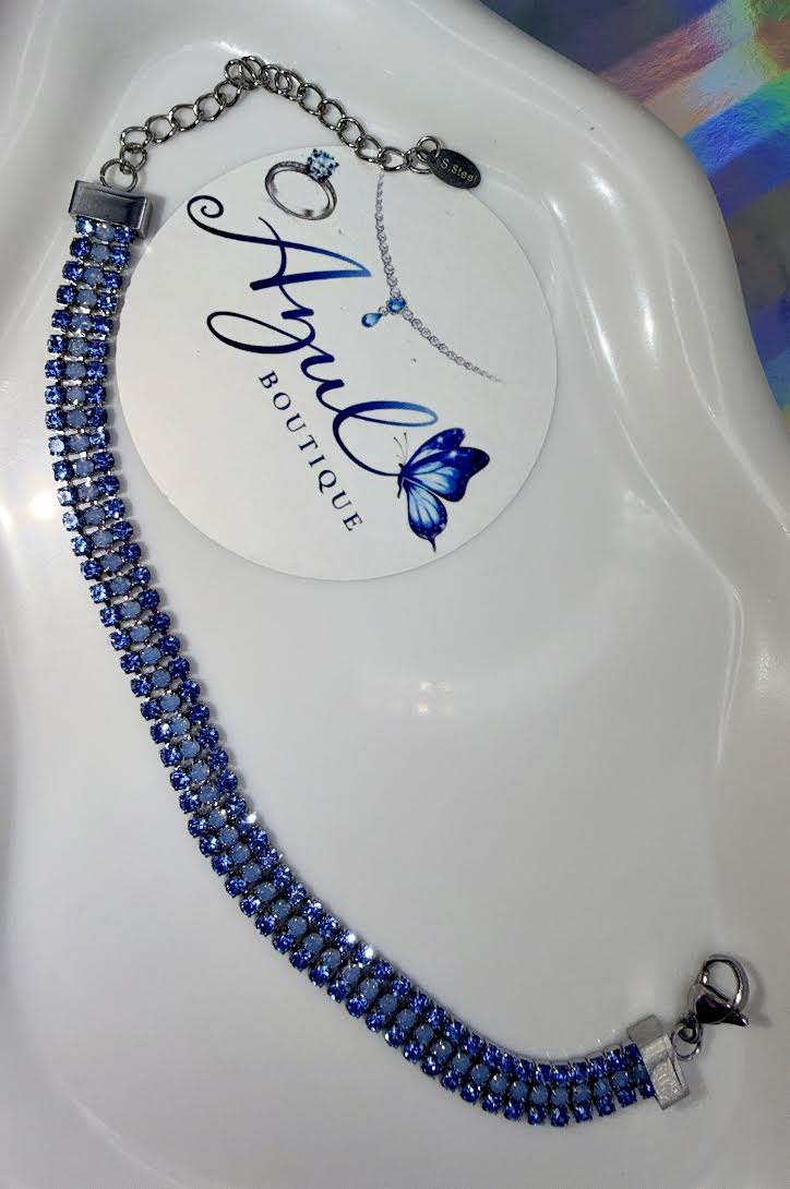 Baby blue shiny bracelet