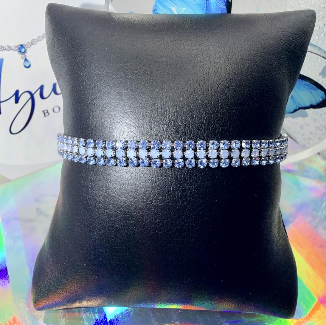 Baby blue shiny bracelet