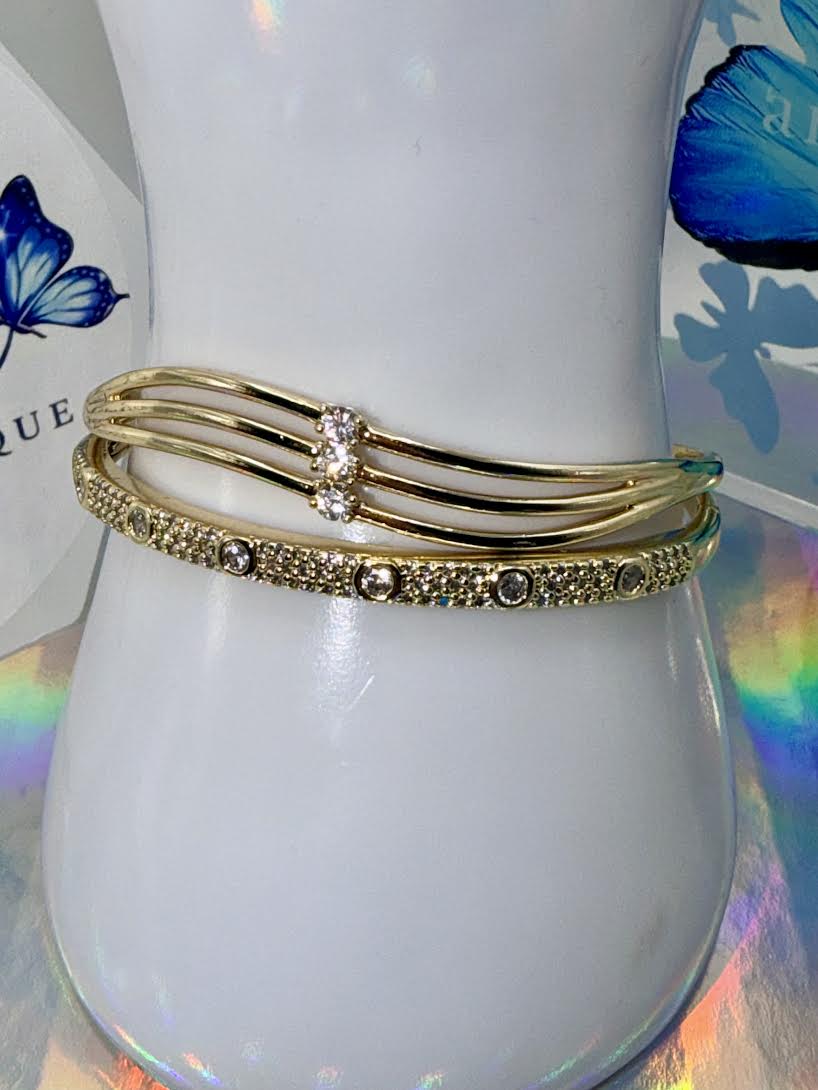 Wavy bangle set