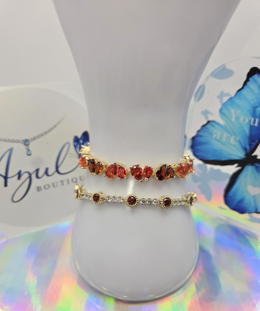 Vibrant orange-red bracelet set