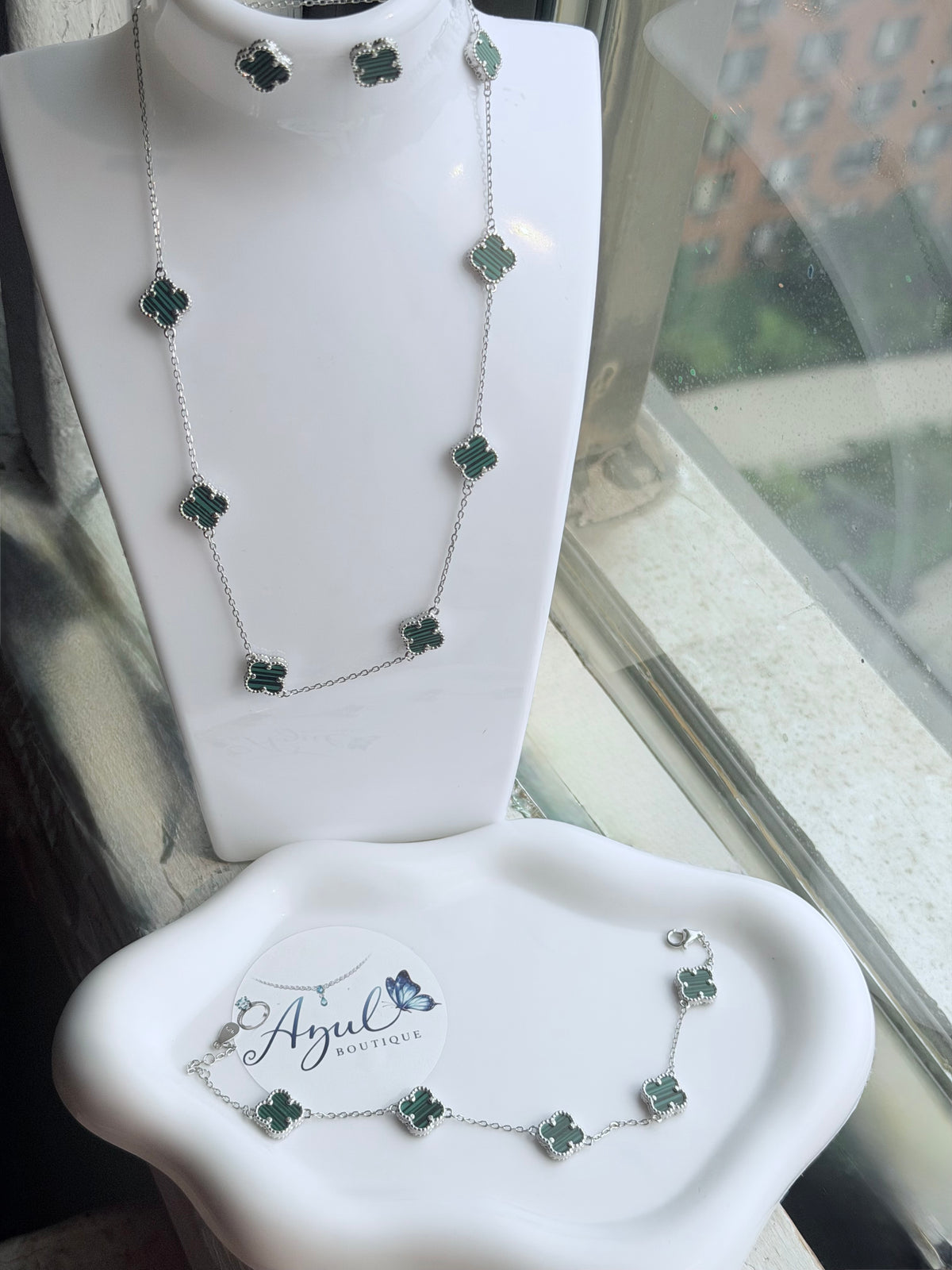 Azul Boutique Set Inspired