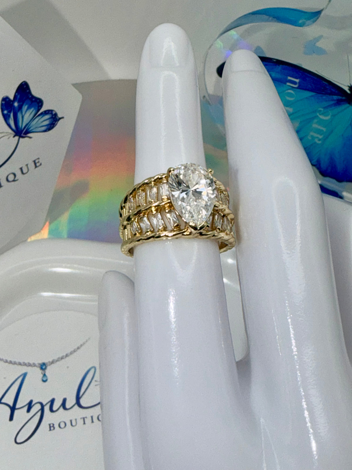 Clear gemstone pear shaped ring