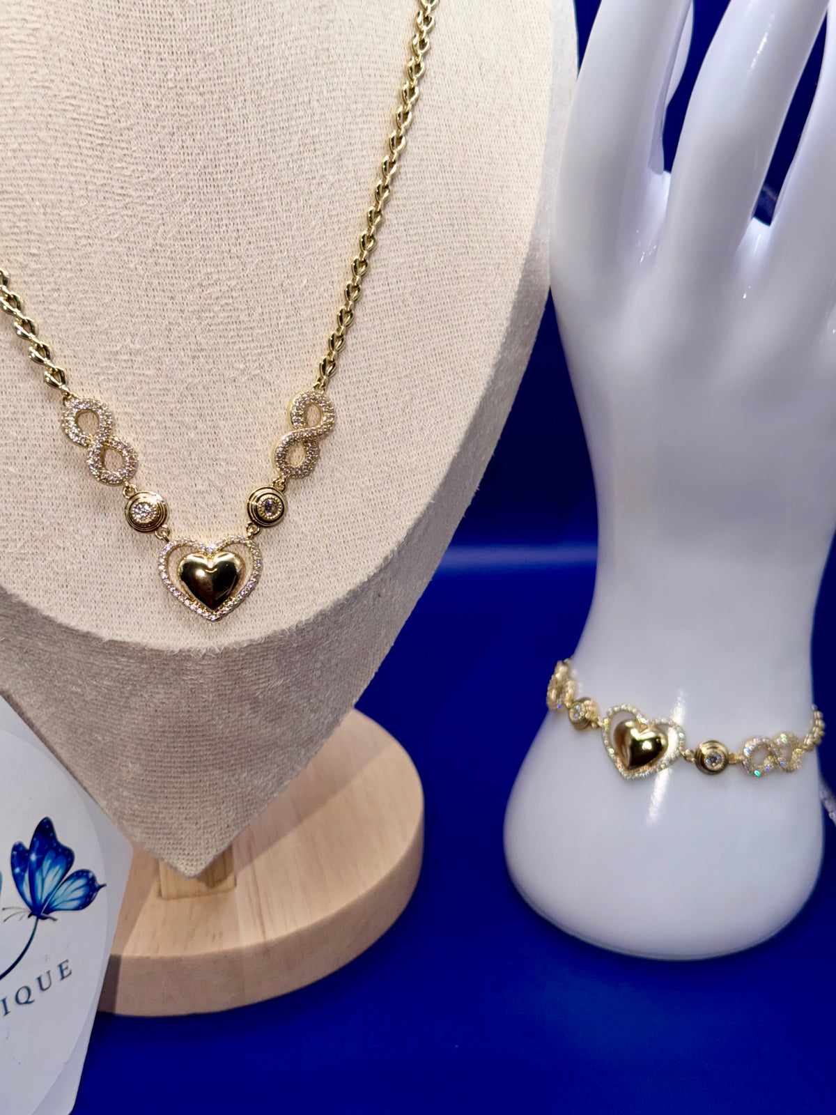 Infinite Love Necklace Set