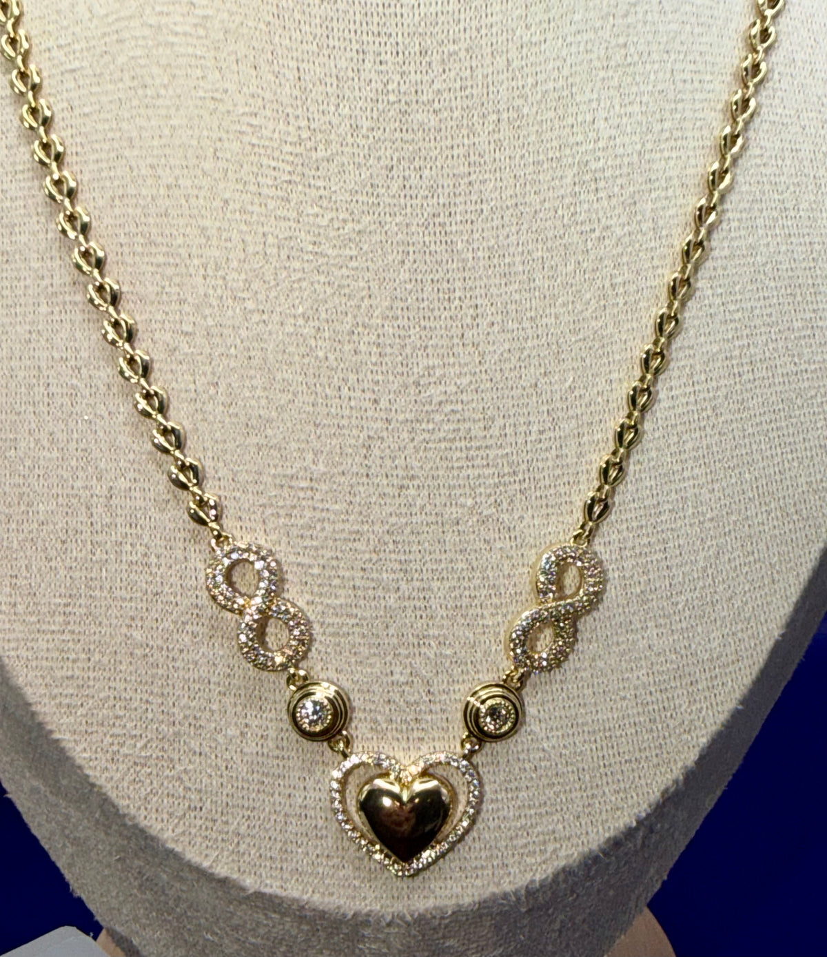 Infinite Love Necklace Set