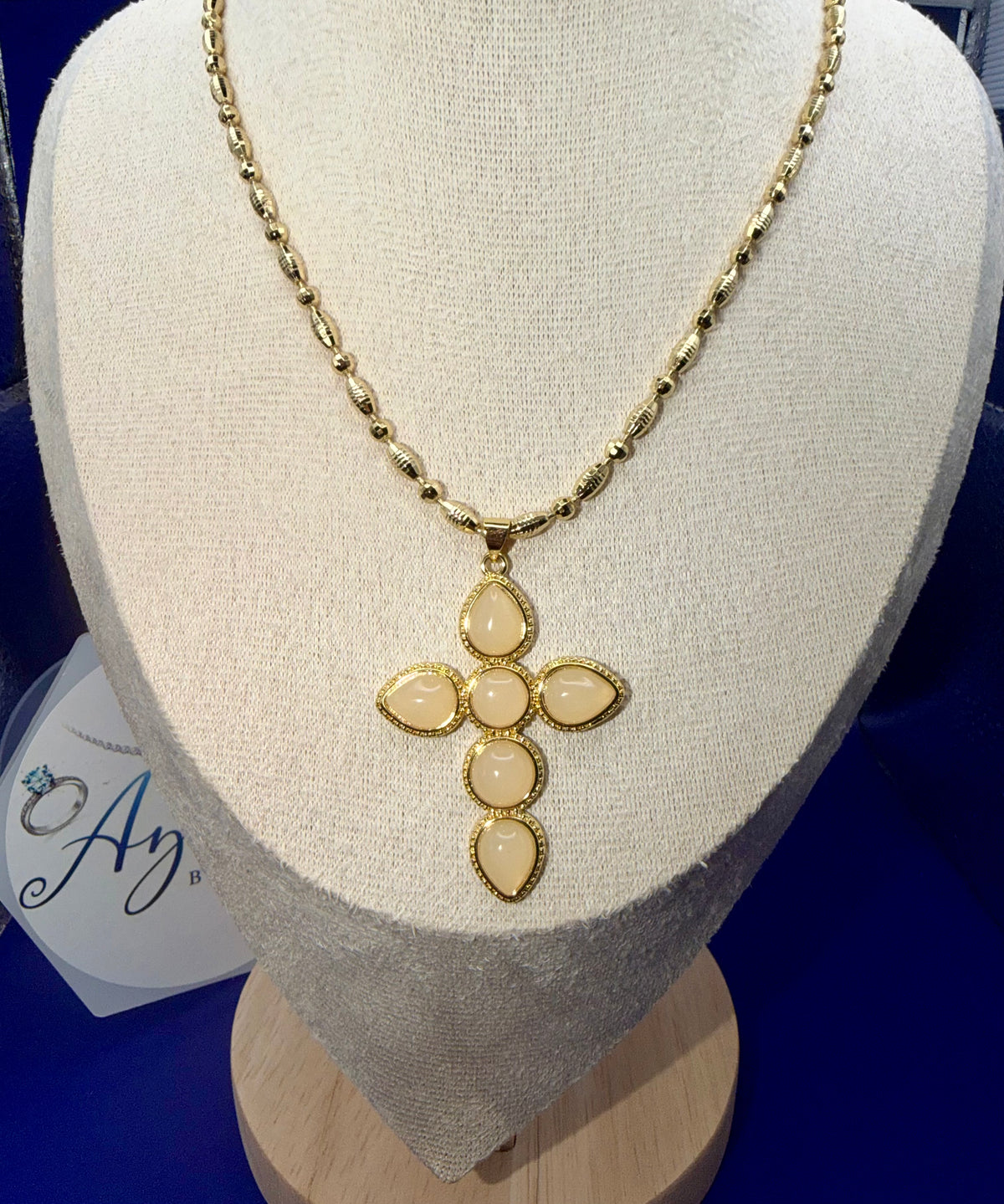 Imperial Cream Amber Pendant Necklace