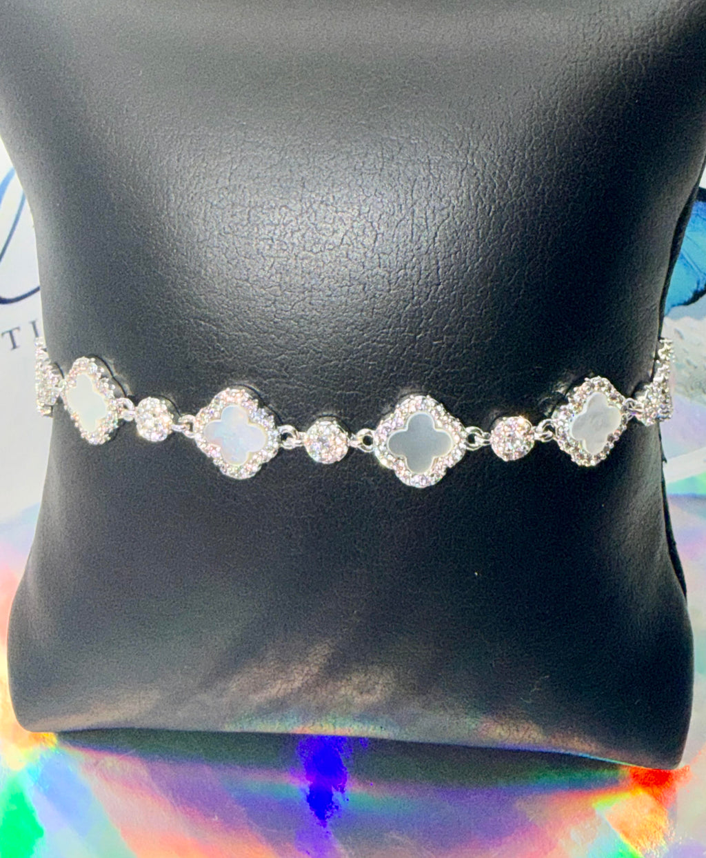 Clover Elegance Bracelet