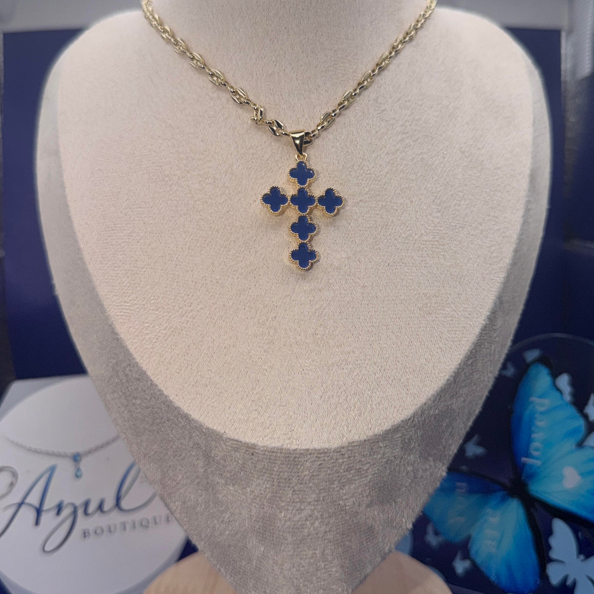 ROYAL BLUE CLOVER SHAPED CROSS PENDANT NECKLACE